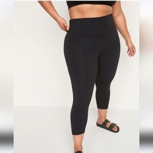 Old Navy Size 3X Black Extra High Rise Powerchill Leggings